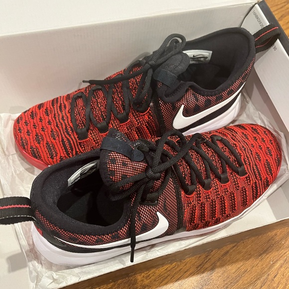 Used Nike Zoom KD9- US size 9. Great condition - Picture 5 of 7